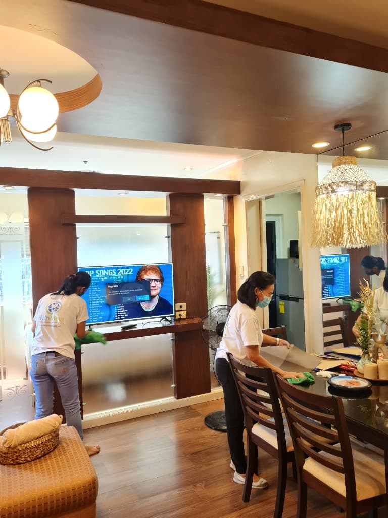 HelpMeet residential cleaning team prepared for routine home and condo cleaning